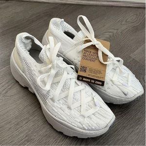 NWT Nike Space Hippie 04 White/Pure Platinum/Summit White Sz 7.5